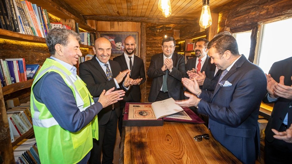 Hayat Ağacı K&uuml;t&uuml;phanesi a&ccedil;ıldı