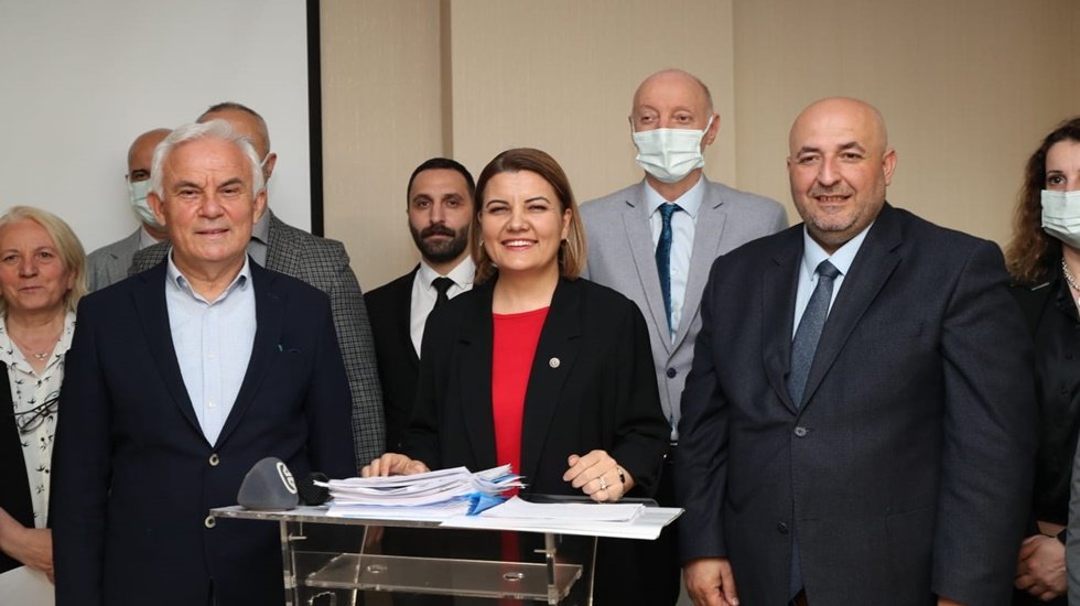 H&uuml;rriyet: İspatlayın dediler ispatladık. Hala istifa edecekler!