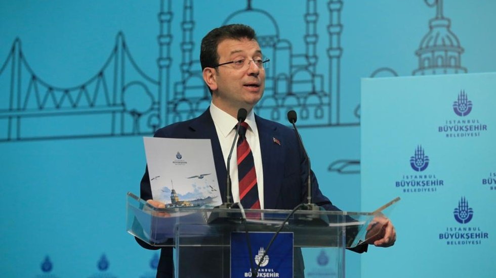 İmamoğlu: &ldquo;Samimiyetsizliğinizi, &ccedil;ocuklarınıza anlatamazsınız. Evlatlarınız size g&uuml;ler&rdquo;