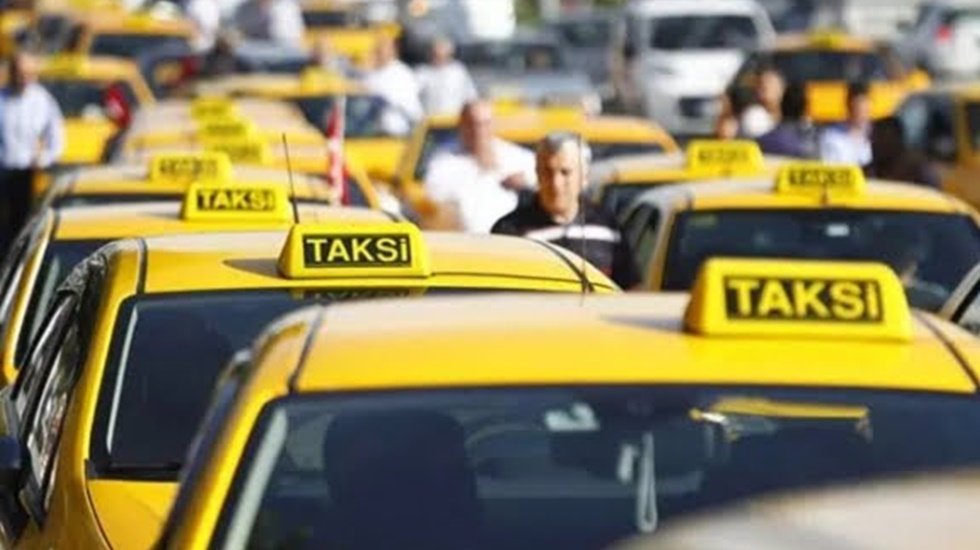 &lsquo;İnsanlar se&ccedil;imde yol kazası olursa &uuml;lkeden gideceğiz diyorlar&rsquo;