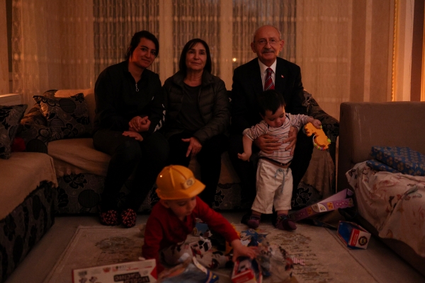 https://yenisoluk.com/uploads/2022/04/kılı&ccedil;daroğlu demir ailesi (10)