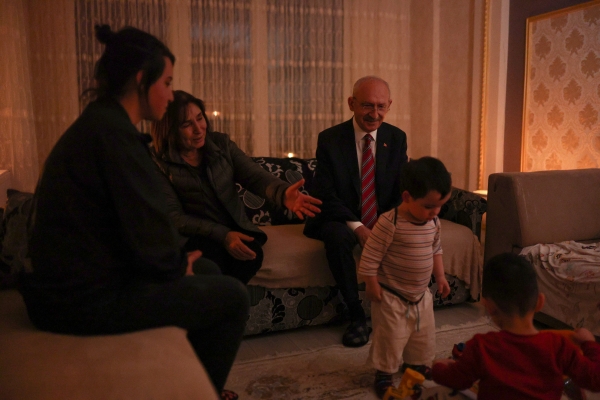 https://yenisoluk.com/uploads/2022/04/kılı&ccedil;daroğlu demir ailesi (8)