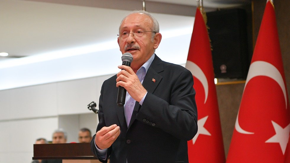 Kılı&ccedil;daroğlu Polis G&uuml;n&uuml;&rsquo;nde emekli polislerle iftarda buluştu