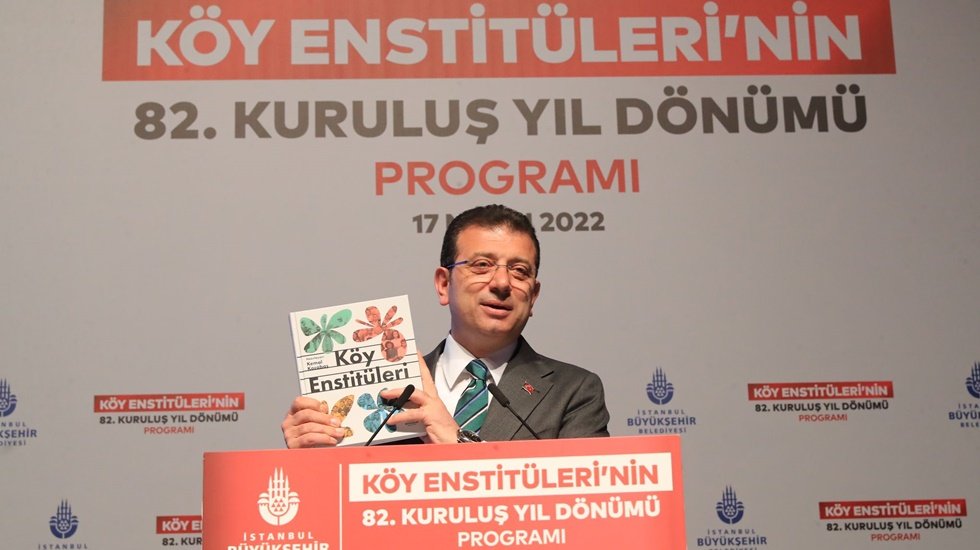 K&ouml;y Enstit&uuml;leri, Bozkırda &ccedil;i&ccedil;eklerin a&ccedil;masını sağladı....