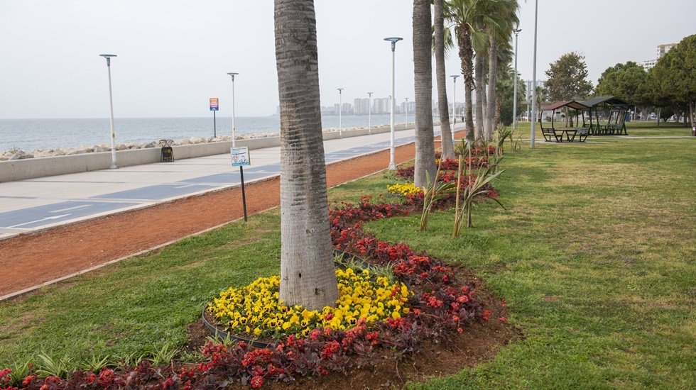 Mersinliler her mevsim baharı yaşıyor