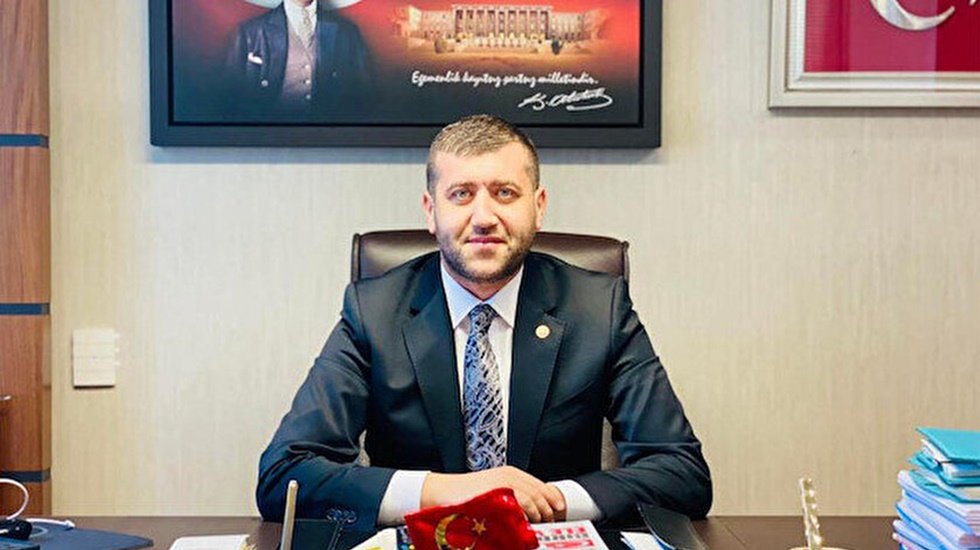 MHP Milletvekili Bakş Ersoy partisinden istifa etti