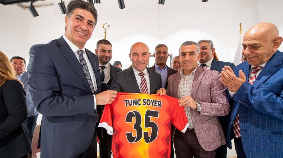 Soyer: &ldquo;Yaptığımız her şey sadece İzmir i&ccedil;in değil memleketin aydınlık geleceği i&ccedil;in&rdquo;
