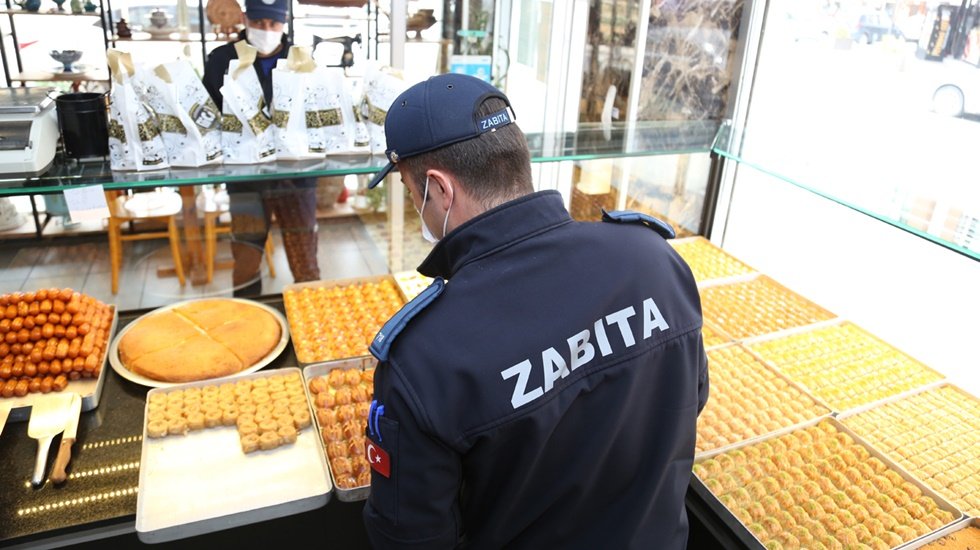 Zabıta ekiplerinden Ramazan denetimi