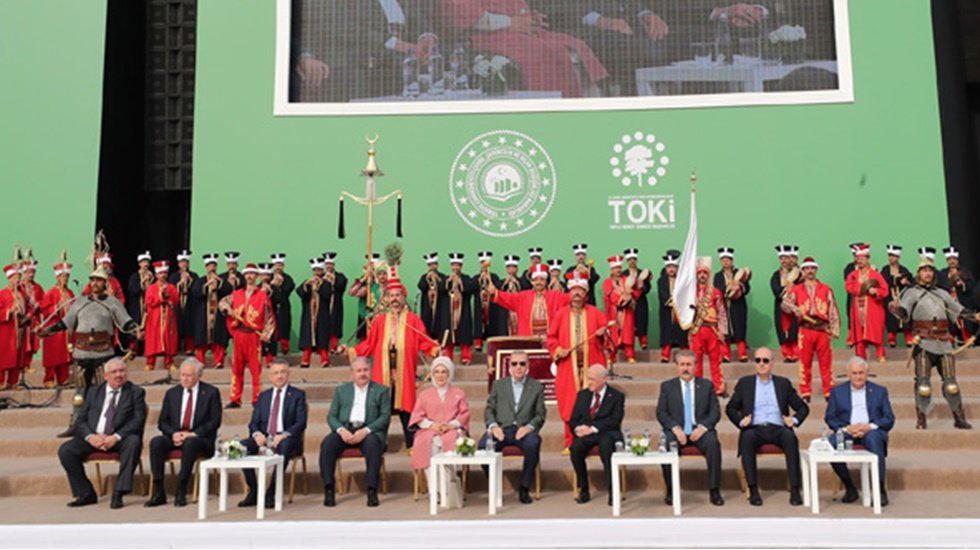 AHL&rsquo;deki t&ouml;ren i&ccedil;in Ekrem İmamoğlu ve CHP'li belediyelere davet gitmedi