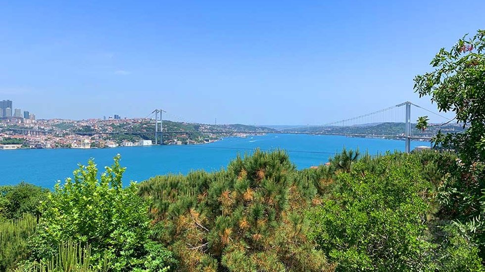 AKP&rsquo;li Belediye boğaz manzaralı arsaları satışa &ccedil;ıkarıyor