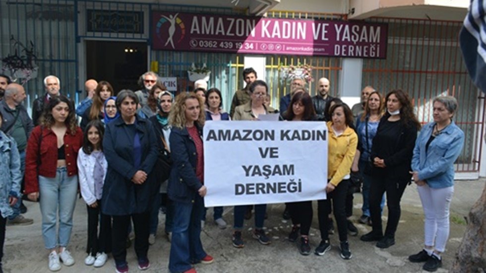 Amazon Kadın ve Yaşam Derneğine gerek&ccedil;e g&ouml;sterilmeden baskın yapıldı iddiası&hellip;