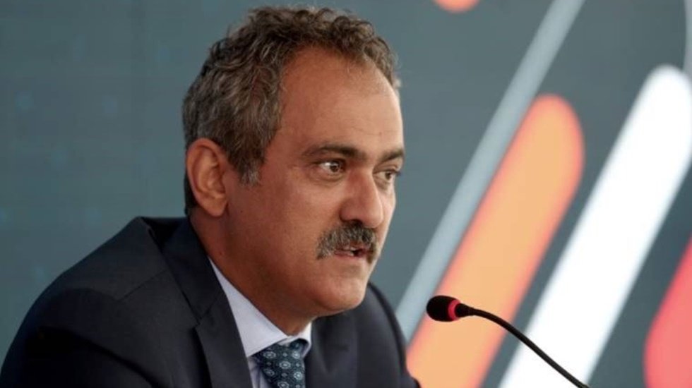 Bakan &Ouml;zer: &ldquo;Y&uuml;ksek &Ouml;ğretim Kurumları Danışma&nbsp;Kurulu yeni programların belirlenmesinde rol oynuyor&rdquo;