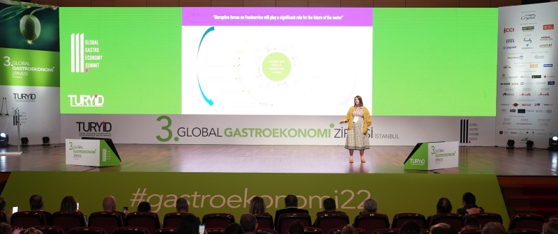https://yenisoluk.com/uploads/2022/05/gastronomi zirvesi (5)