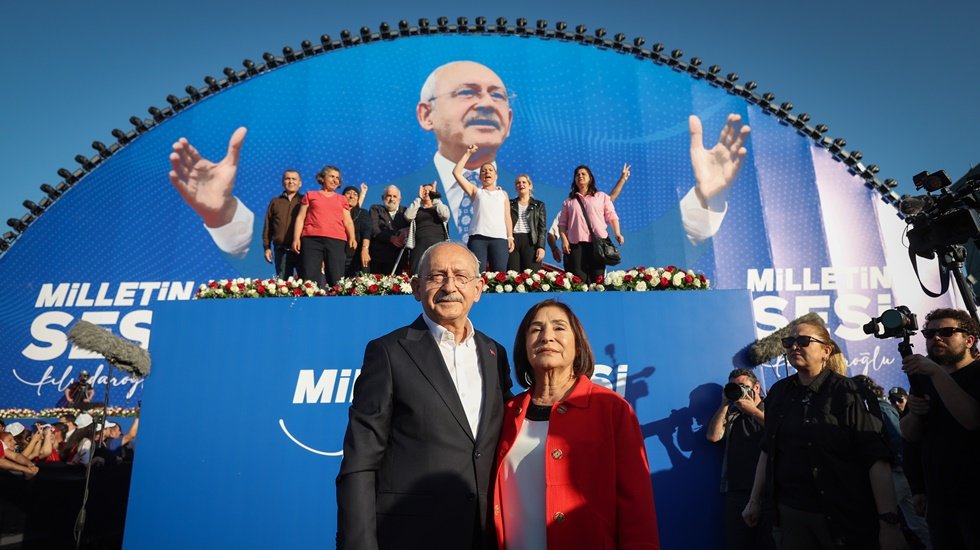 Gezi ailelerinden "Her yer Taksim her yer direniş" sloganı&hellip;