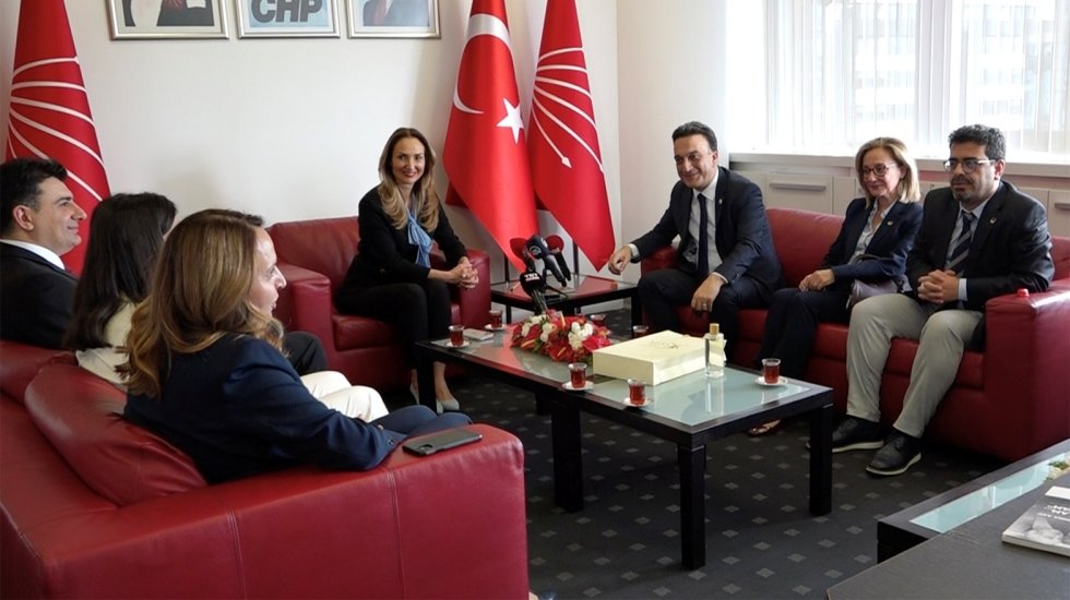 Memleket Partisi'nde bayramlaşma