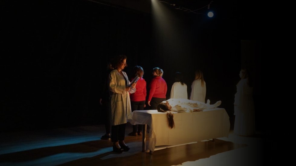 &lsquo;&Ouml;l&uuml;m Kadın Meselesi&rsquo;