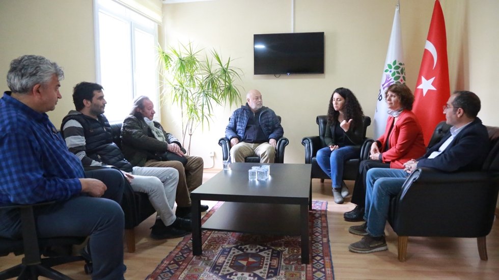 TKP'den HDP'ye dayanışma ziyareti