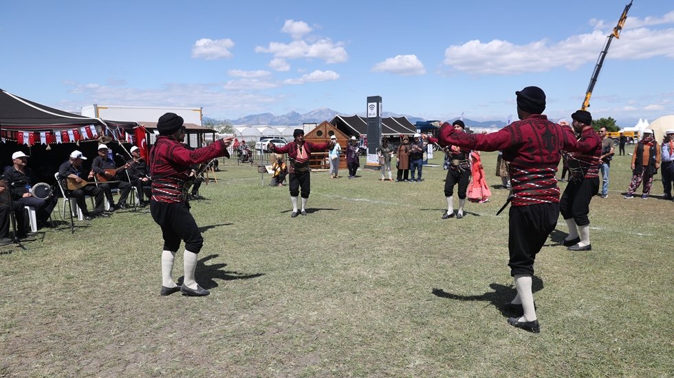 Y&ouml;r&uuml;k Festivali devam ediyor