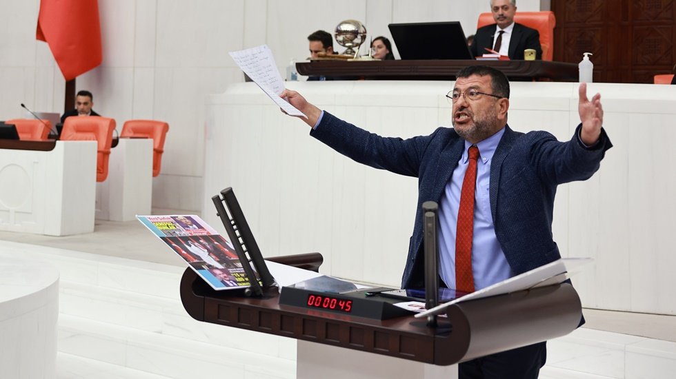 Ağbaba; Erdoğan Gazze&rsquo;ye gidemedi ama bakanını İsrail&rsquo;e g&ouml;nderdi