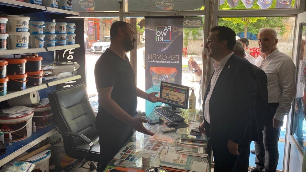 Batmanlı Esnaf:  &ldquo;Evde 6 kişiyiz, &ccedil;ocuklarıma bakamıyorum&rdquo;