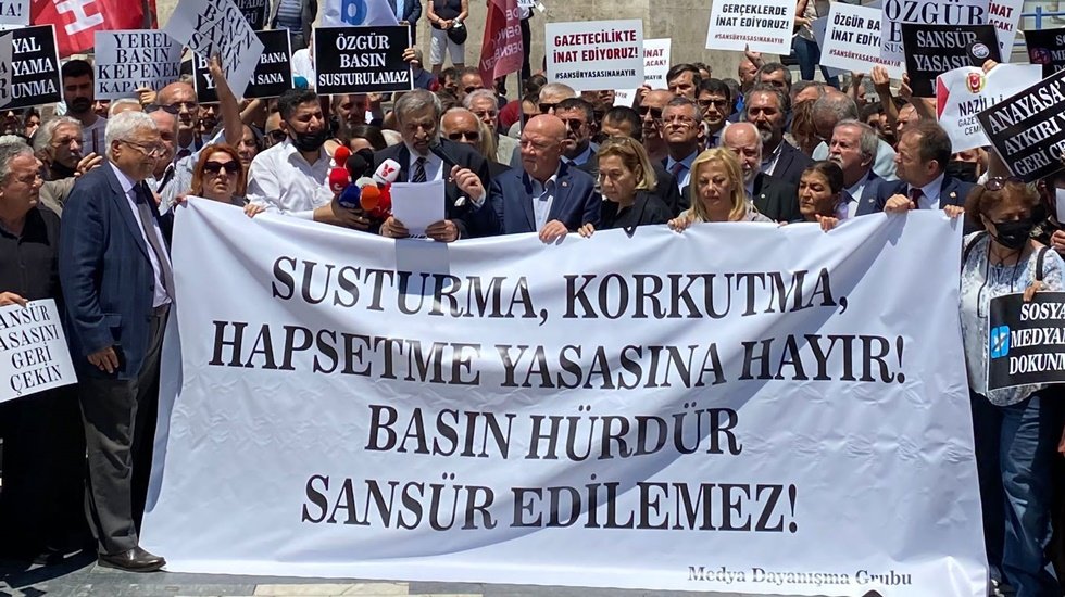 Beko: "Erdoğan tarihte basını susturan lider olarak anılacak"