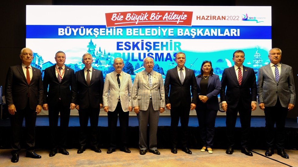CHP'li 11 B&uuml;y&uuml;kşehir Belediye Başkanından ortak a&ccedil;ıklama