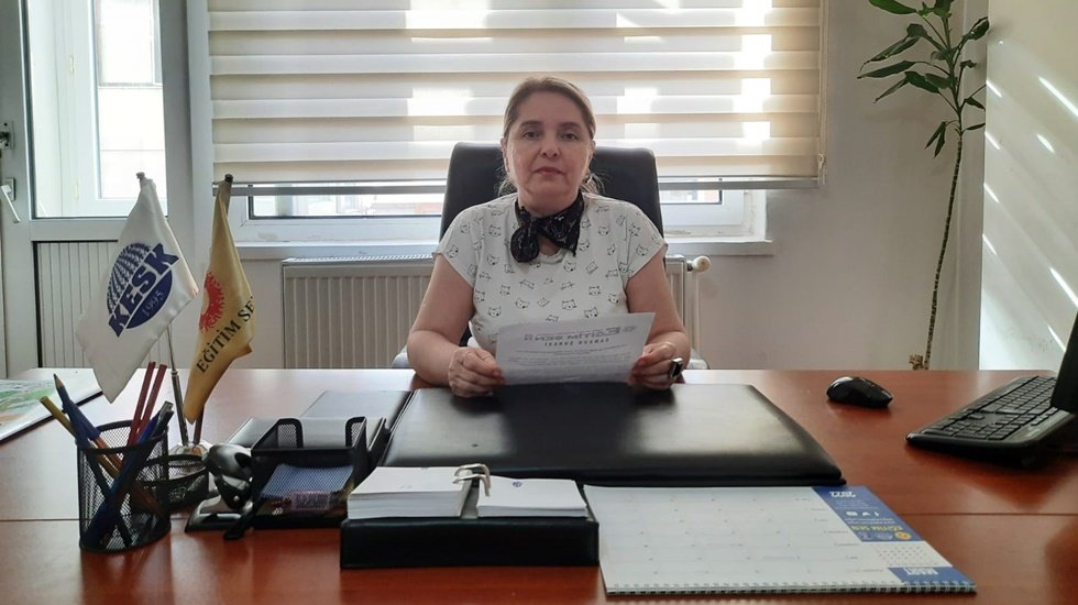 Eğitim emek&ccedil;ilerini b&ouml;len ayrıştıran '&ouml;ğretmen meslek kanunu ve y&ouml;netmeliği' iptal edilmelir!