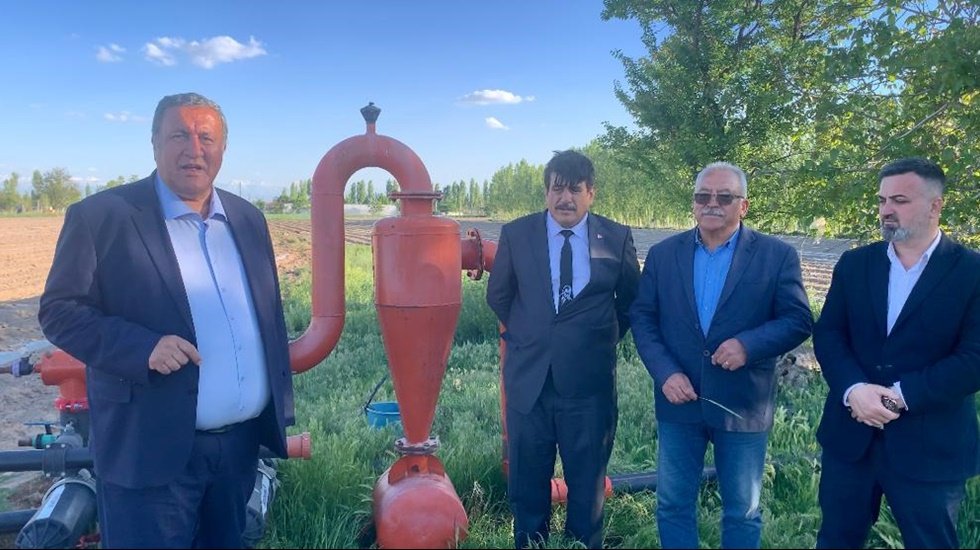 G&uuml;rer: &ldquo;Elektrik faturası nedeniyle &ccedil;ift&ccedil;i &uuml;r&uuml;n sulamaya korkuyor&rdquo;