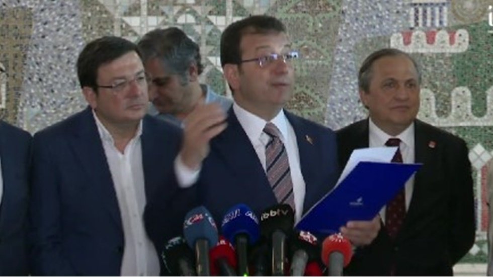 İmamoğlu: "İktidarın siyasi kadroları bile yaptıklarını anlamakta g&uuml;&ccedil;l&uuml;k &ccedil;ekiyor"