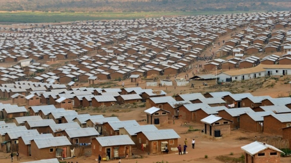 İngiliz mahkemesi göçmenleri Ruanda'da kamplara kapatma kararını onayladı