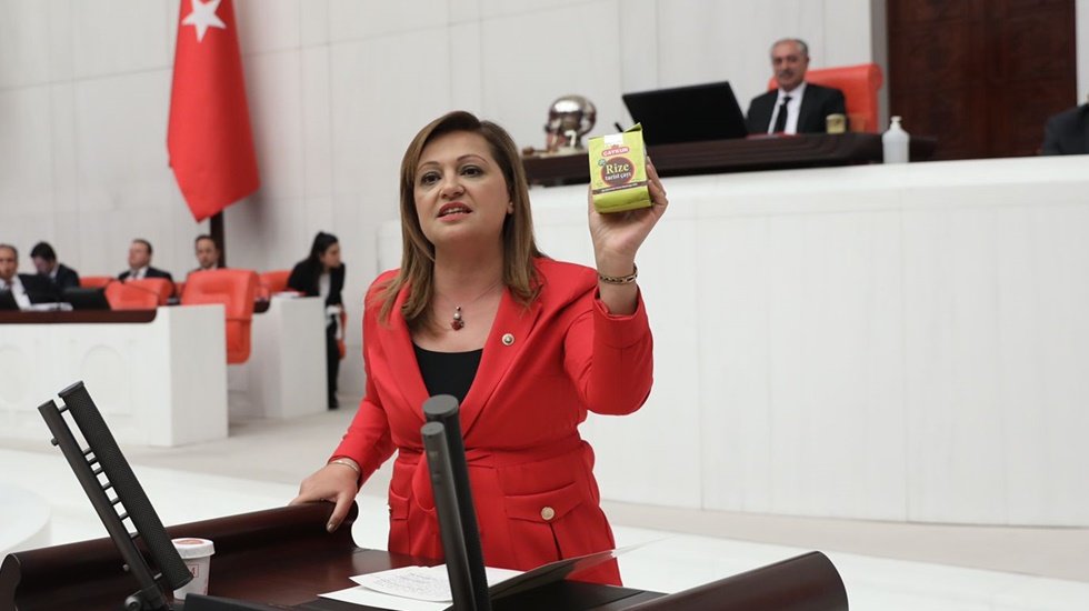 K&ouml;ksal: &ldquo;Her şeye y&uuml;zde 50&rsquo;nin &uuml;zerinde zam, emekliye, iş&ccedil;iye, memura gelince zam yok&rdquo;