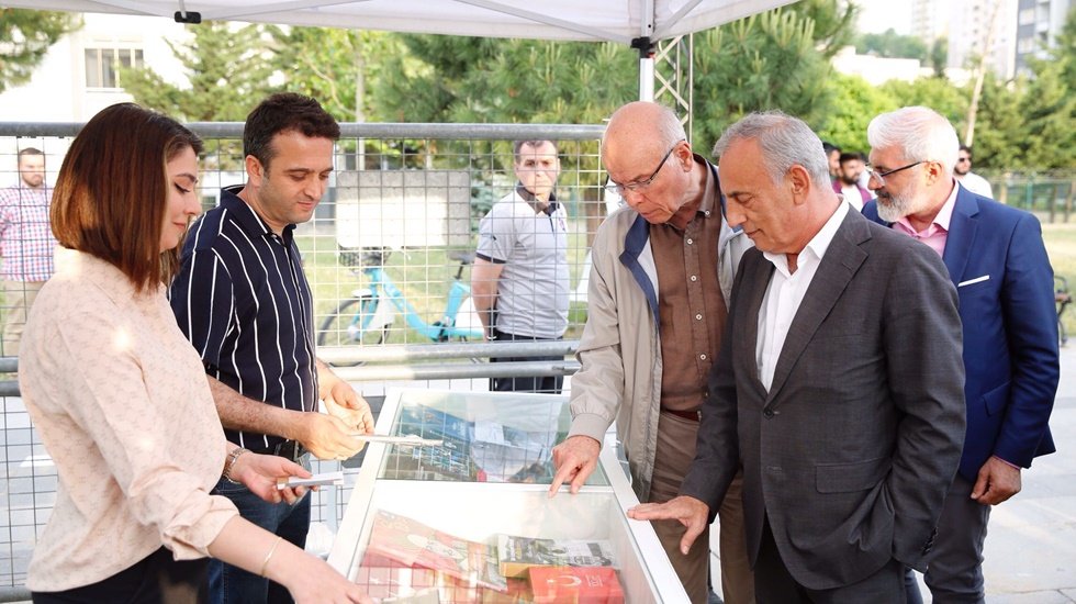 &lsquo;Lag&uuml;n Kitap G&uuml;nleri&rsquo; K&uuml;&ccedil;&uuml;k&ccedil;ekmece&rsquo;de