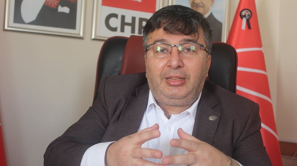 Soylu&ccedil;i&ccedil;ek: İşte bu kadar siyaset bilmez tarih bilmez biri!