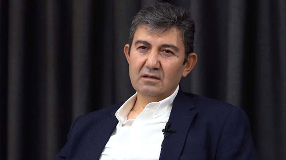 T&Uuml;İK eski başkanı &ccedil;ok sert: 'Hi&ccedil; utanmıyor musunuz?'