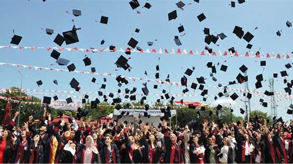 Mezunlar en &ccedil;ok ABD'ye gitmeyi tercih etti...
