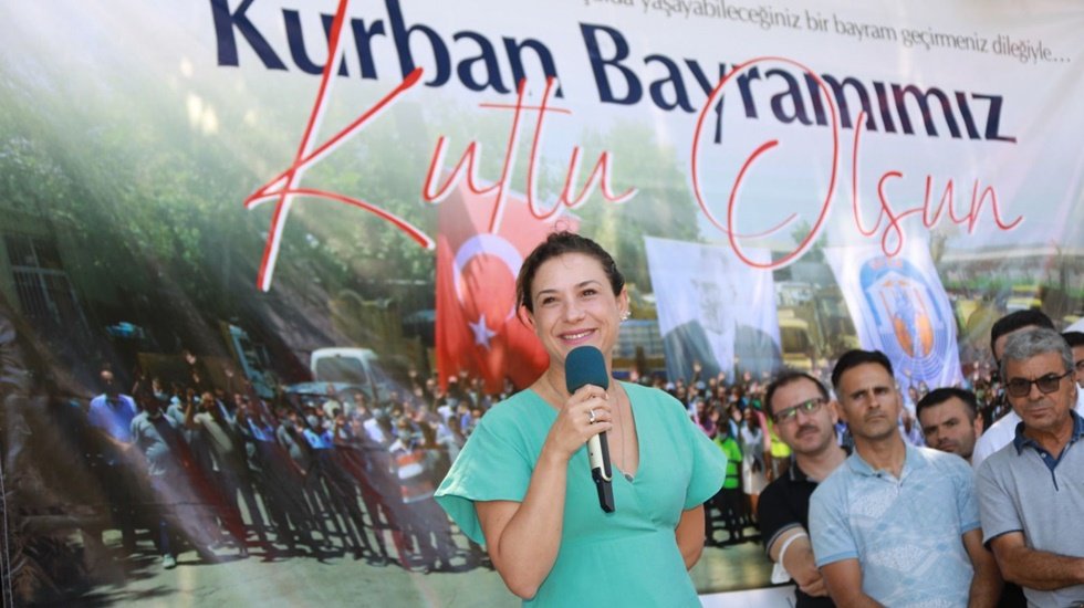 Başkan Ceritoğlu Sengel&rsquo;den iş&ccedil;ilere bayram m&uuml;jdesi