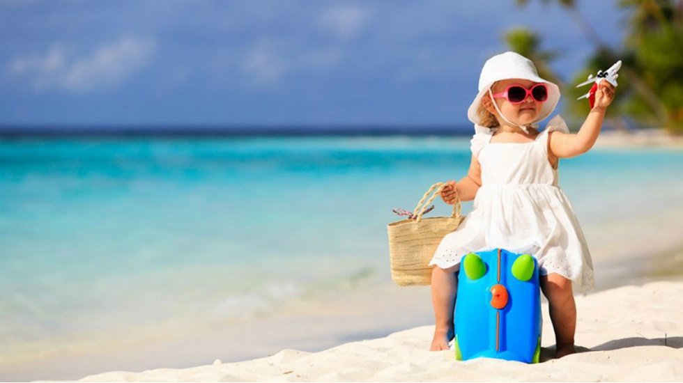 Bebeği ile tatil yapanlar için çok önemli 8 öneri