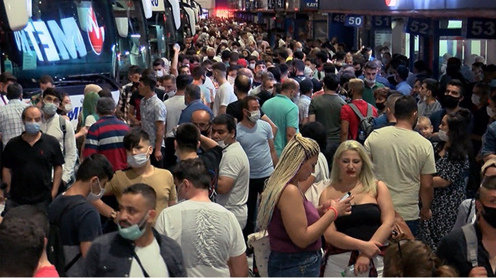 Bilet fiyatlarından dolayı otogarlarda bayram sevinci yaşanmaz oldu&hellip;