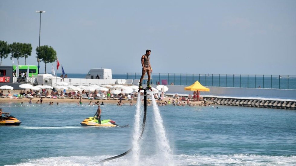 Caddebostan Plajı’nda nefes kesen gösteriler