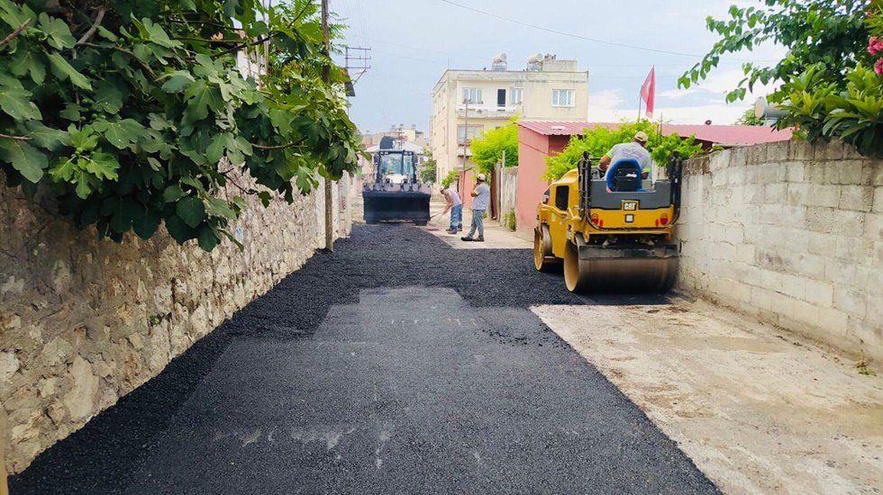 Ceyhan&rsquo;da &lsquo;yol&rsquo; seferberliği