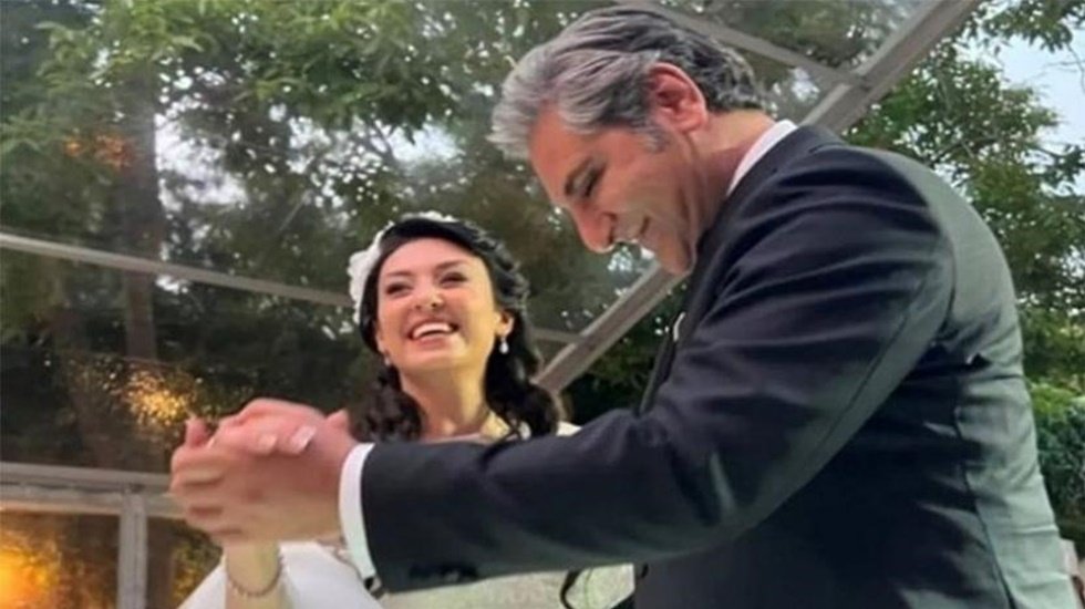 CHP'den istifa eden Tuba Torun: &ldquo;Eşimin yanında oldum. &Ouml;zr&uuml;n&uuml; kabul ettim&rdquo;