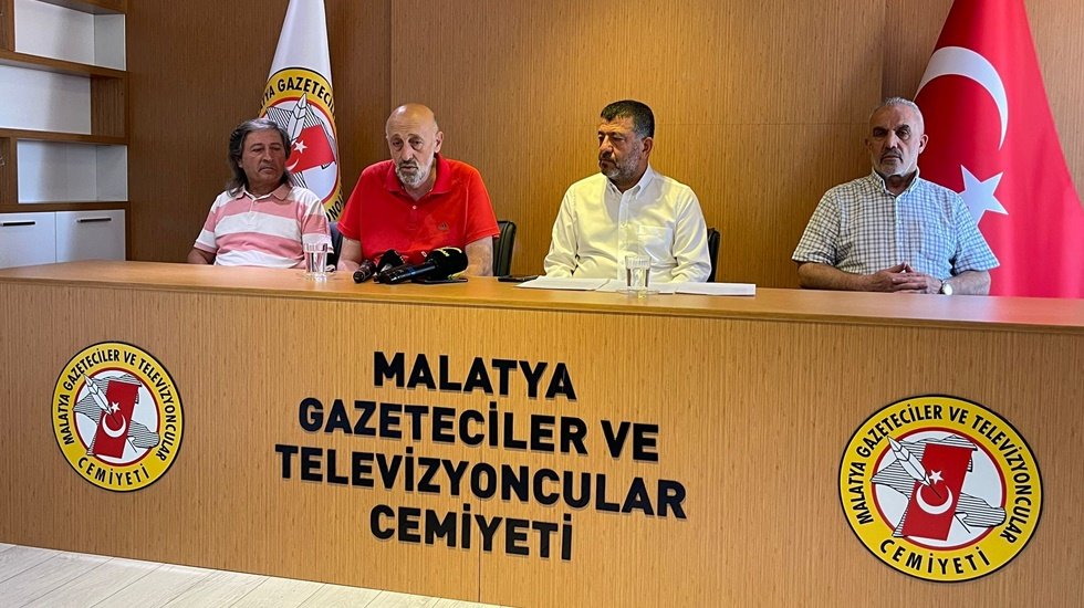 CHP&rsquo;nin &Uuml;zerinde Uzlaştığı Aday Kemal Kılı&ccedil;daroğlu&rsquo;dur