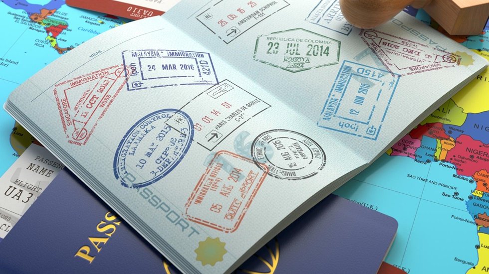 D&uuml;nyanın en g&uuml;&ccedil;l&uuml; pasaportları belli oldu. T&uuml;rkiye 54&rsquo;&uuml;nc&uuml; sırada yer bulabildi...