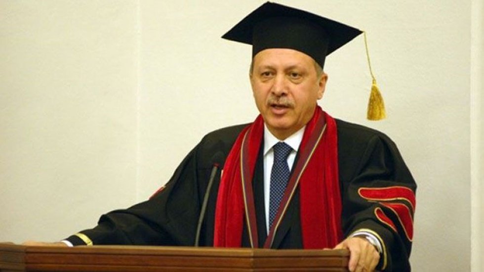 Aytun &Ccedil;ıray'dan Y&Ouml;K'e dilek&ccedil;e: Erdoğan'ın &uuml;niversite diploması kamuoyuyla paylaşılsın