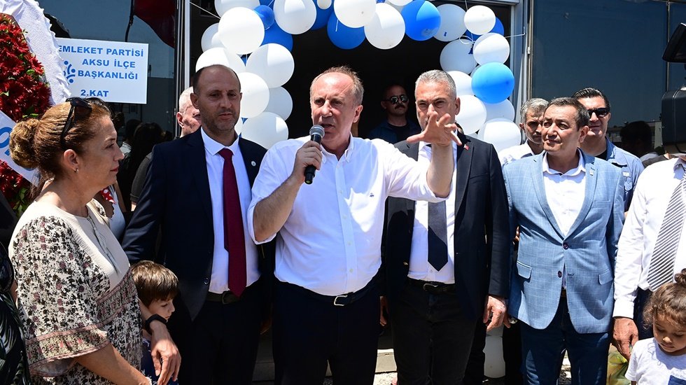 İnce&rsquo;den inciler: &ldquo;Kılı&ccedil;daroğlu 15 kere denedi olmadı. Bana bir kerede &ccedil;ekil kenara diyorsunuz?&rdquo;