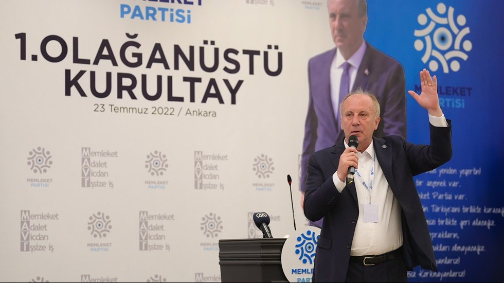 İnce: &ldquo;HALK TV&rsquo;ye Sayın &Ouml;calan diyenler &ccedil;ıkıyor Muharrem İnce &ccedil;ıkamıyor&rdquo;