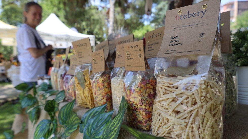 İzmit &Ccedil;arşısı İyilik Şenliği başladı