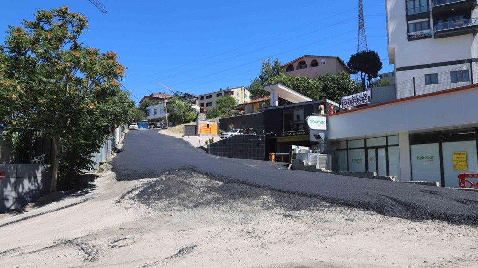 Kartal’da asfaltlama çalışmaları hızlandı