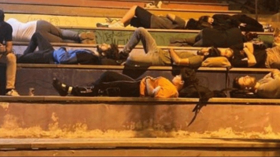 Milyonlarca &ouml;ğrencinin barınma sorunu TBMM g&uuml;ndeminde