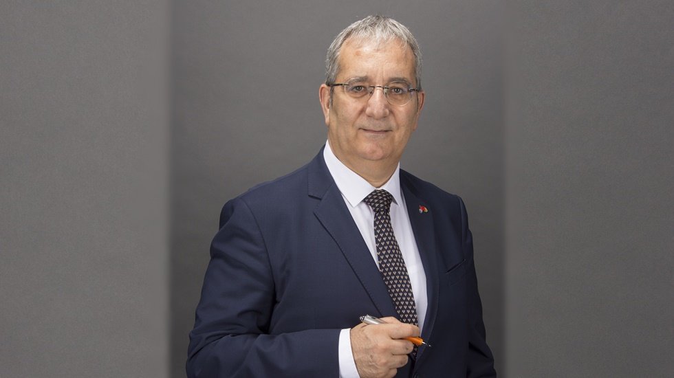 Prof. K&uuml;&ccedil;&uuml;k&ouml;zmen: &ldquo;Ekonomi, sadece siyasete bırakılamayacak kadar &ouml;nemli&rdquo;